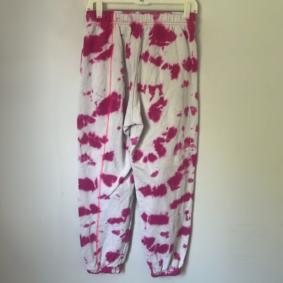 Women's Nike Sportswear Tie Dye Fleece Pants Pink White, size small ❤️ - Picture 5 of 7